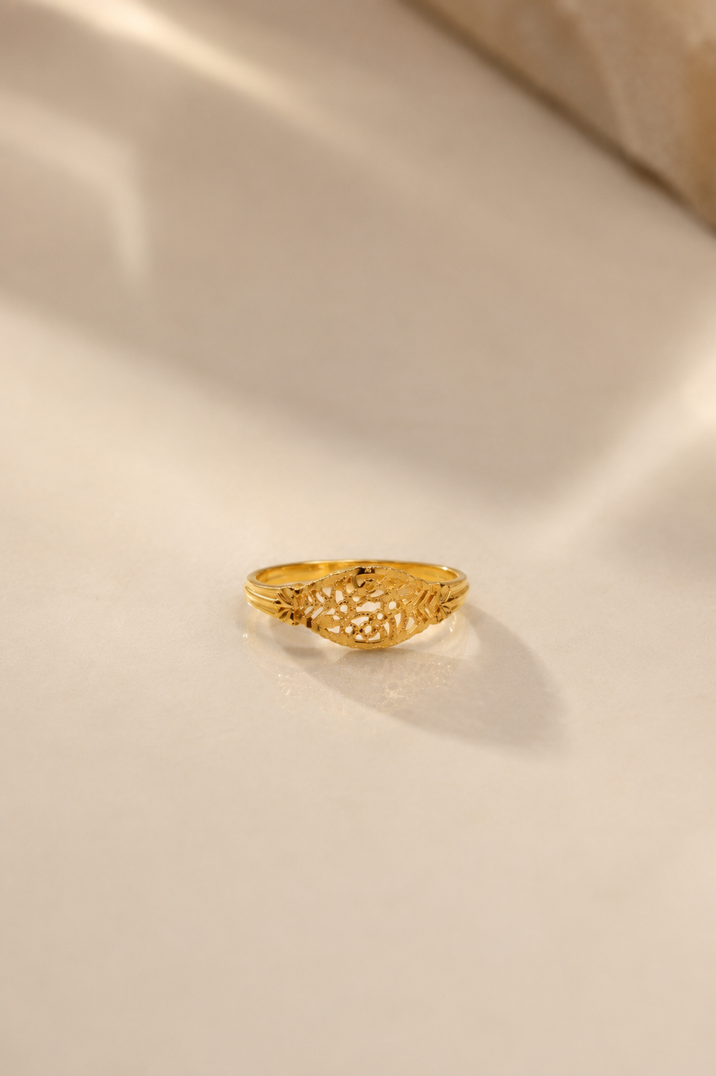 Amira Ring